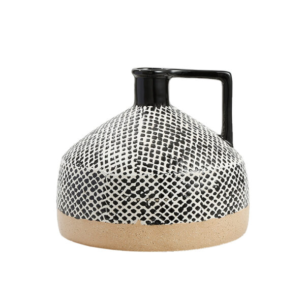 Rhombic Vase B – Ceramic